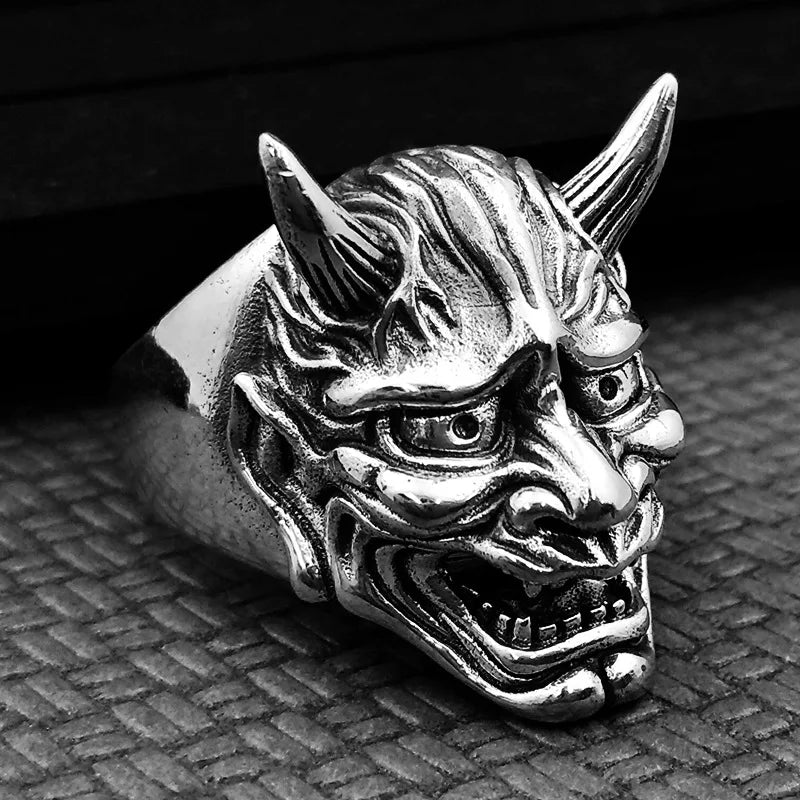 Anel Japonês Máscara Hannya – Design Retrô e Místico