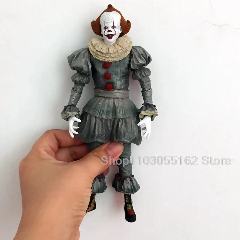 Pennywise Action Figure - Ultimate Model 18cm, PVC, Com ou Sem Caixa 🎃👻